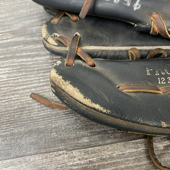 Rawlings Heart of the Hide 12.75" PRO-TB24 Left Handed LHT - Picture 6 of 11